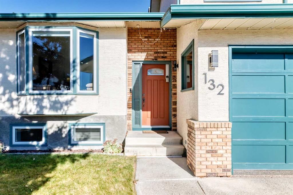 132 Millrise Drive SW, Calgary — photo 2 of 50