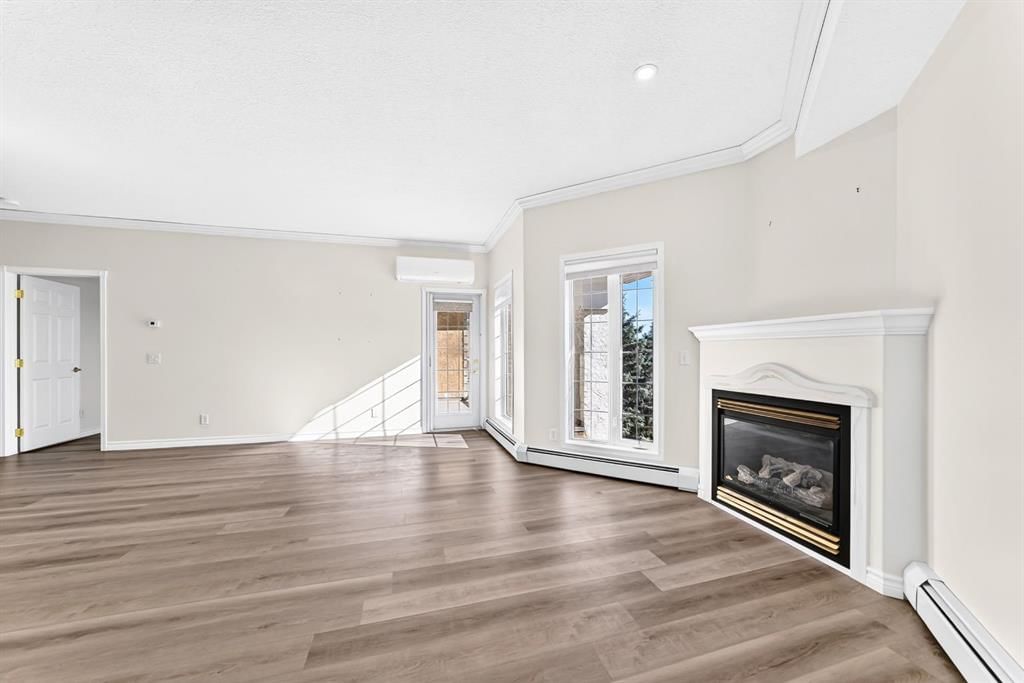 314, 728 Country Hills Road NW, Calgary — photo 4 of 35