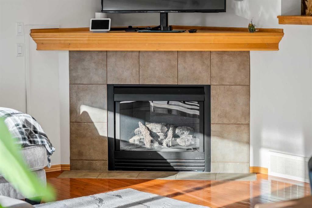 116 Tuscany Ravine Crescent NW, Calgary — photo 4 of 37