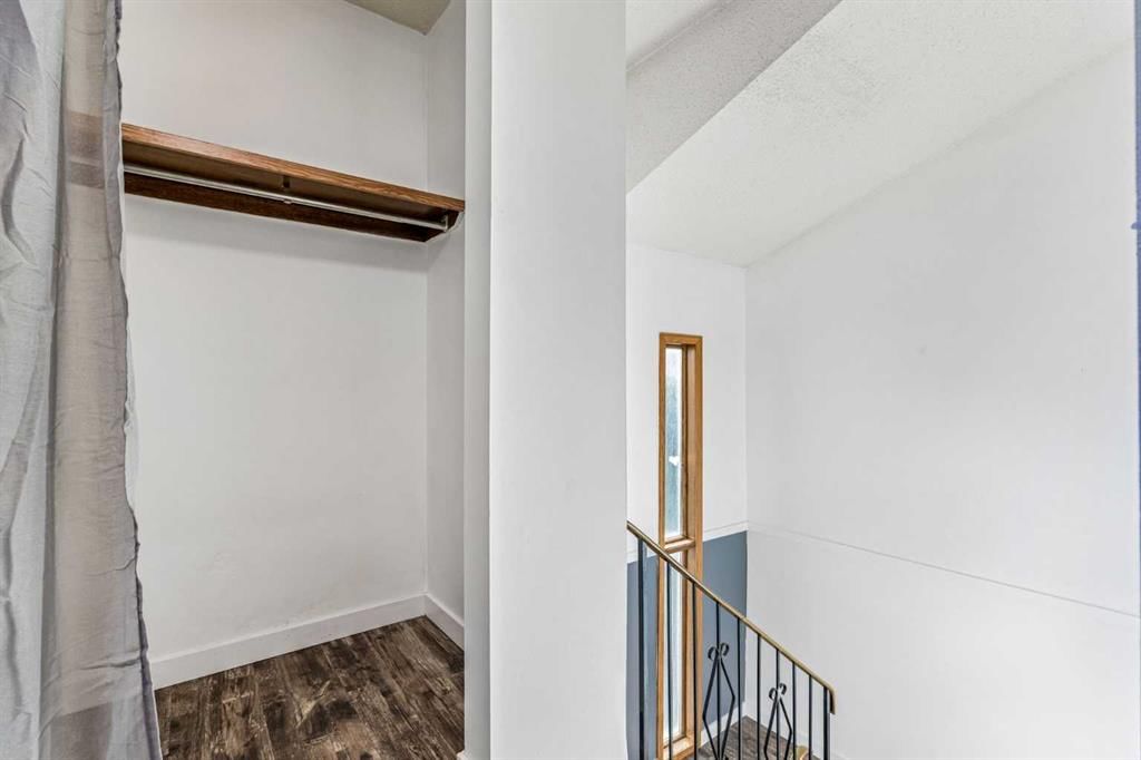 401, 3500 Varsity Drive NW, Calgary — photo 4 of 31
