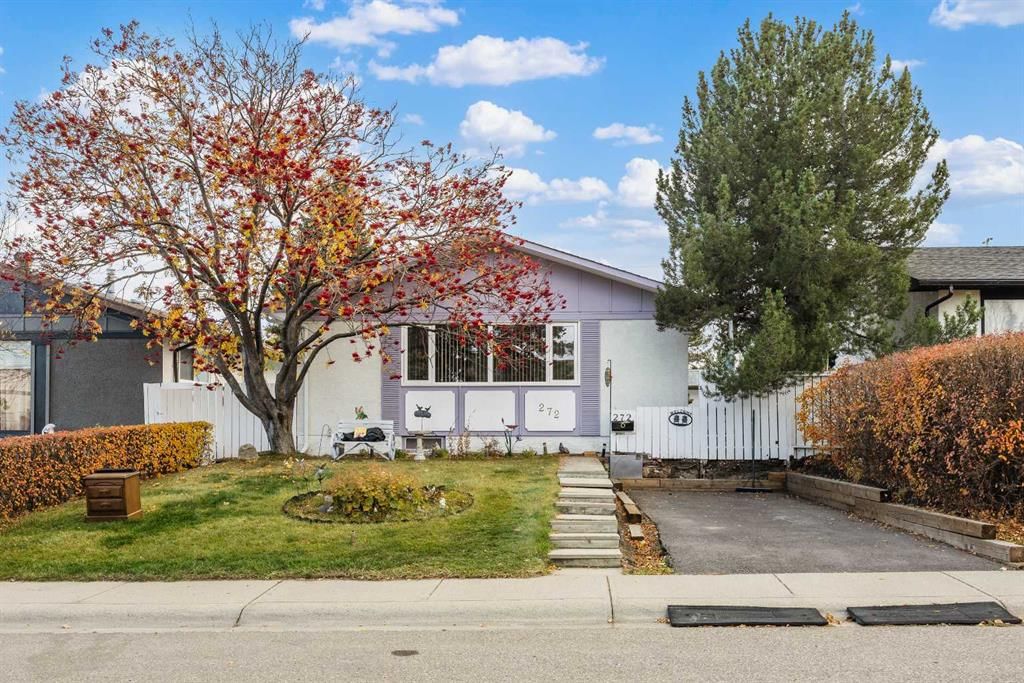 272 Huntington Close NE, Calgary — main listing photo