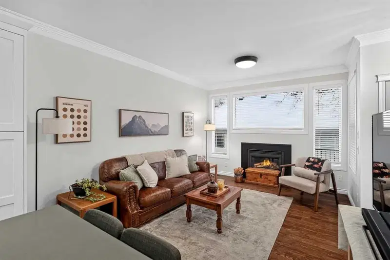 37 Prestwick Park SE, Calgary — main listing photo