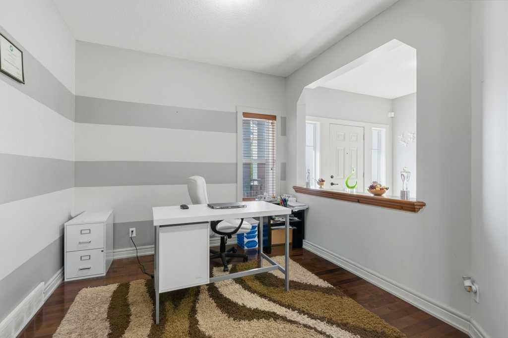 30 Aspen Stone Road SW, Calgary — photo 4 of 50