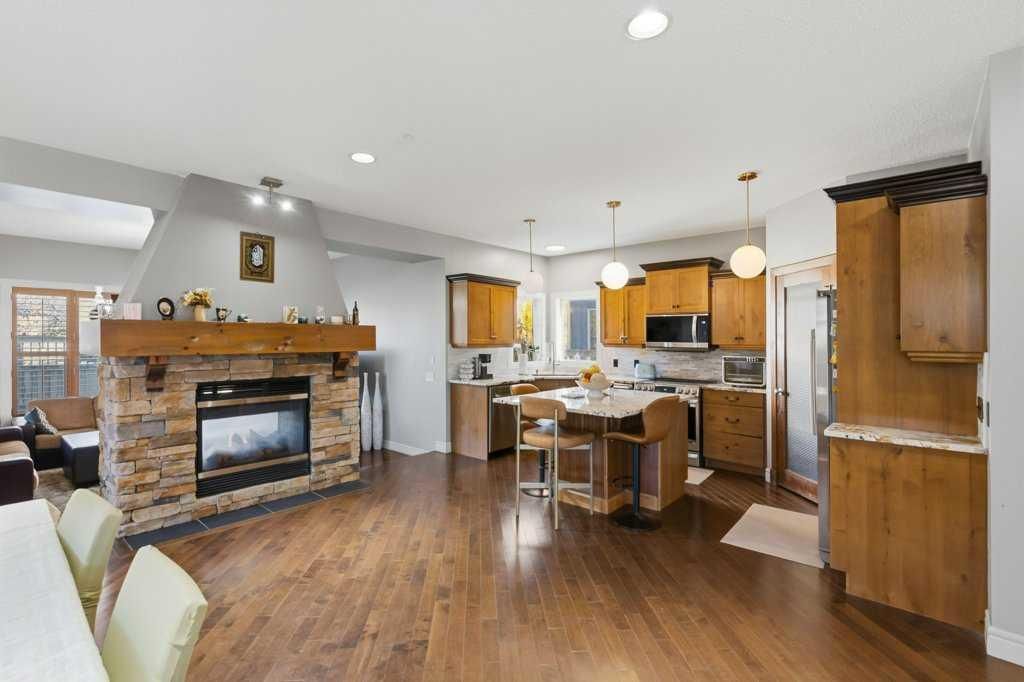 30 Aspen Stone Road SW, Calgary — photo 5 of 50
