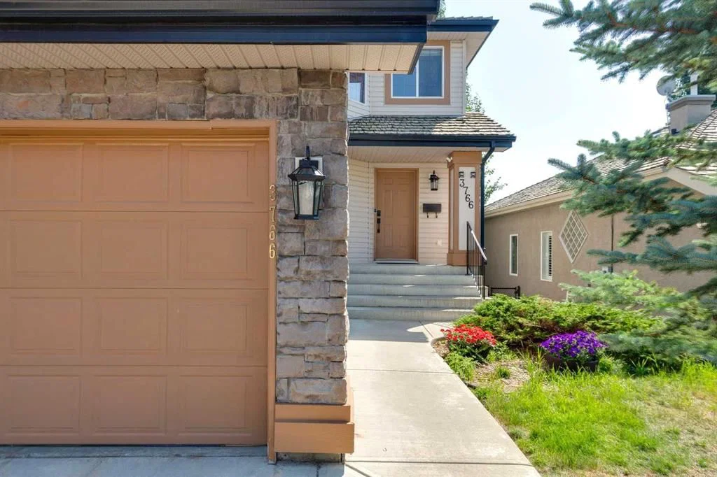 3766 Springbank Drive SW, Calgary — photo 3 of 48
