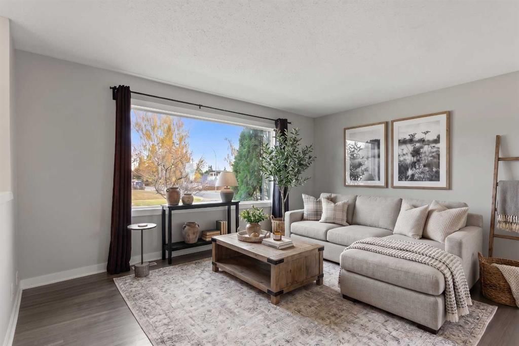 636 Avery Place SE, Calgary — photo 3 of 35