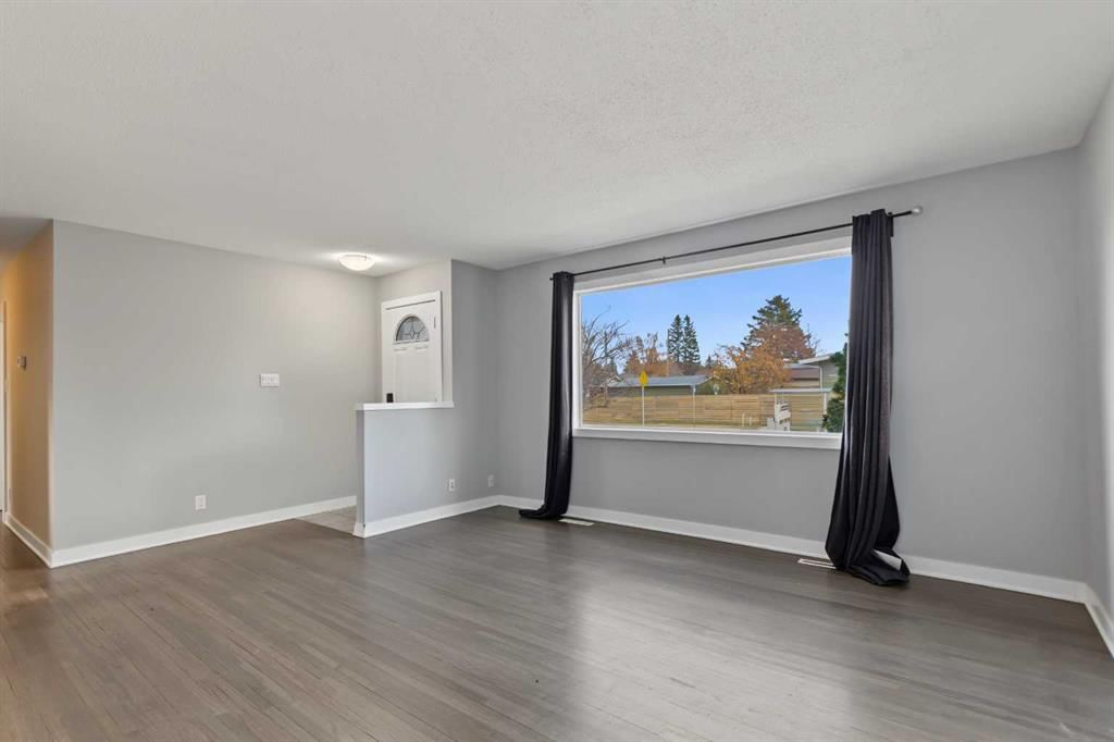 636 Avery Place SE, Calgary — photo 4 of 35