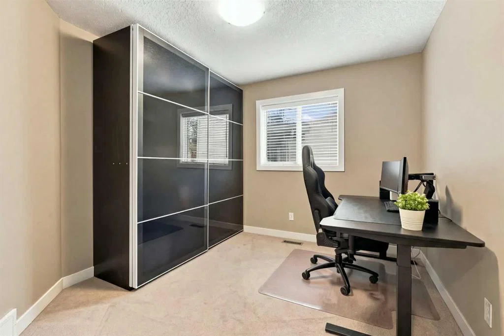 185 Silverado Plains Close SW, Calgary — photo 3 of 47