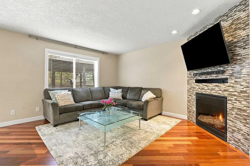 185 Silverado Plains Close SW, Calgary — photo 4 of 47