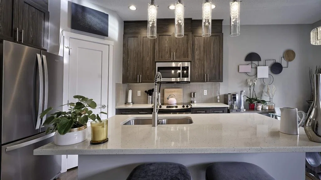 704, 428 Nolan Hill Drive NW, Calgary — photo 4 of 31