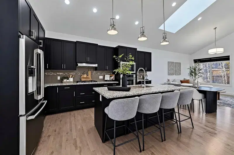 63 Cortina Villas SW, Calgary — photo 4 of 50
