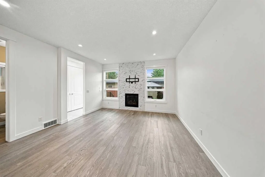 634 17 Avenue NW, Calgary — photo 4 of 21