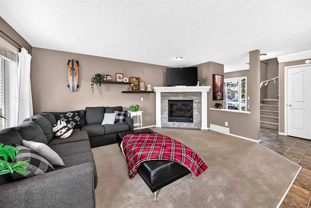 165 Covehaven Gardens NE, Calgary — photo 5 of 46