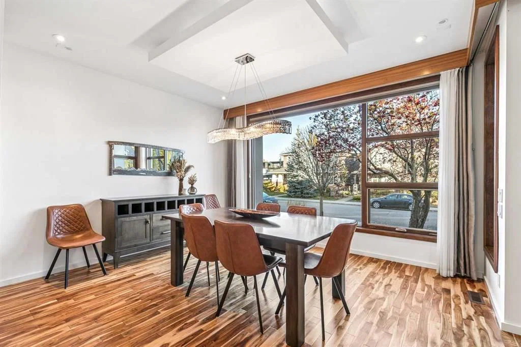 2333 3 Avenue NW, Calgary — photo 3 of 50