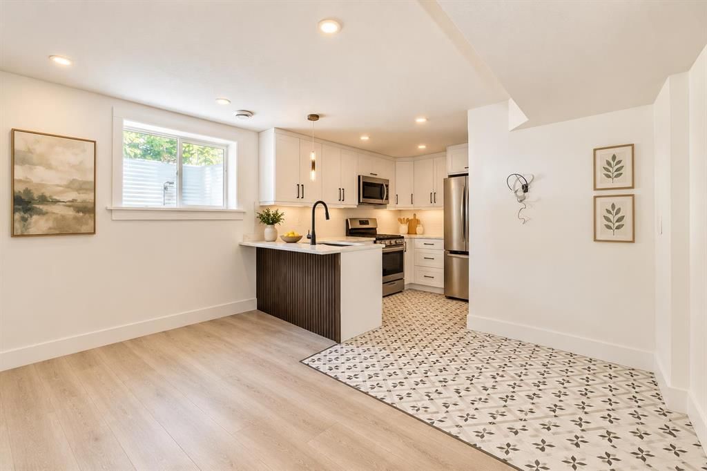 6619 4 Street NW, Calgary — photo 5 of 21