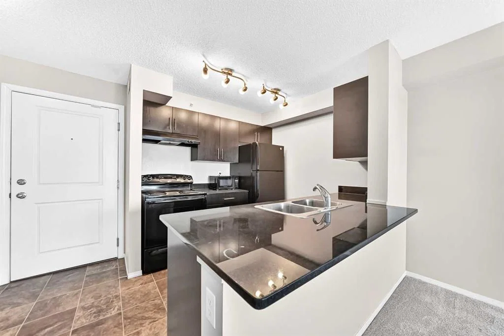 404, 195 Kincora Glen Road NW, Calgary — photo 4 of 37