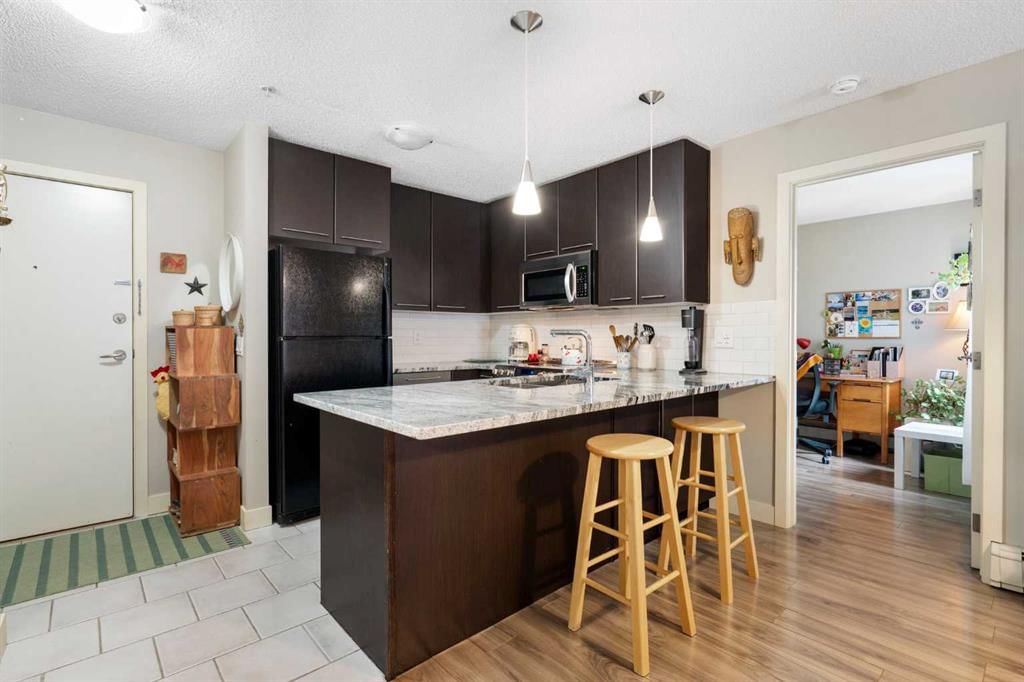 159, 35 Richard Court SW, Calgary — photo 2 of 41