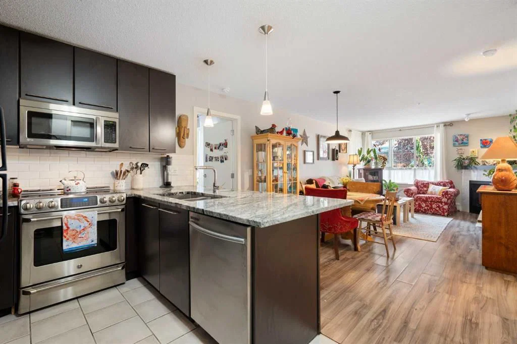 159, 35 Richard Court SW, Calgary — photo 4 of 41
