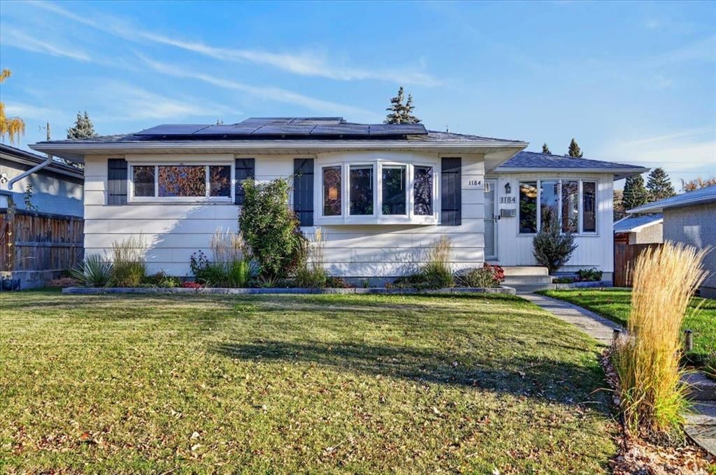 1184 Northmount Drive NW, Calgary — photo 2 of 50