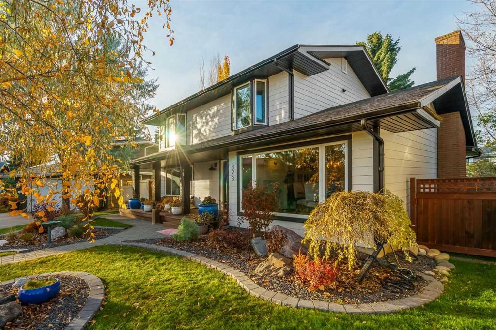 323 Parkridge Green SE, Calgary — photo 4 of 47