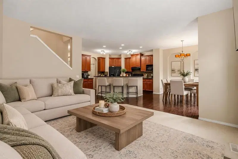 216 Silverado Range Heights SW, Calgary — photo 3 of 49