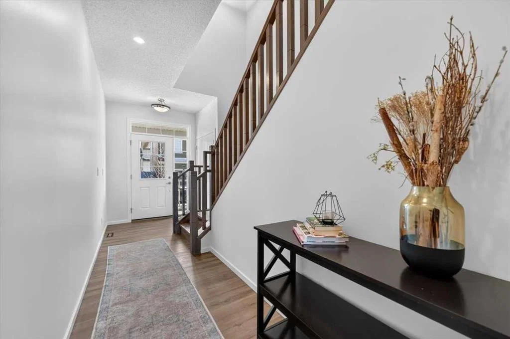 144 Carringham Way NW, Calgary — photo 2 of 50