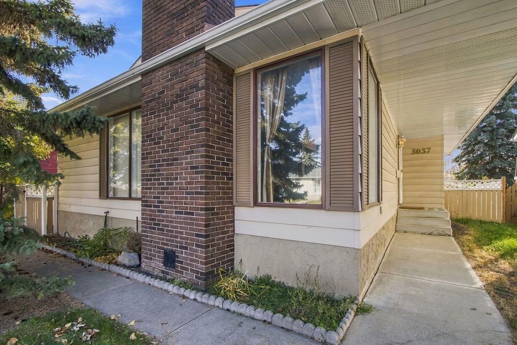 3037 Doverbrook Road SE, Calgary — photo 3 of 40