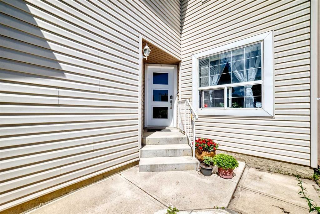 283 Applestone Park SE, Calgary — photo 2 of 40