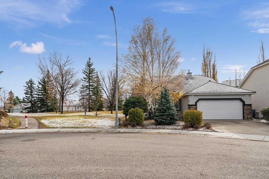 69 Chaparral Villas SE, Calgary — photo 2 of 49