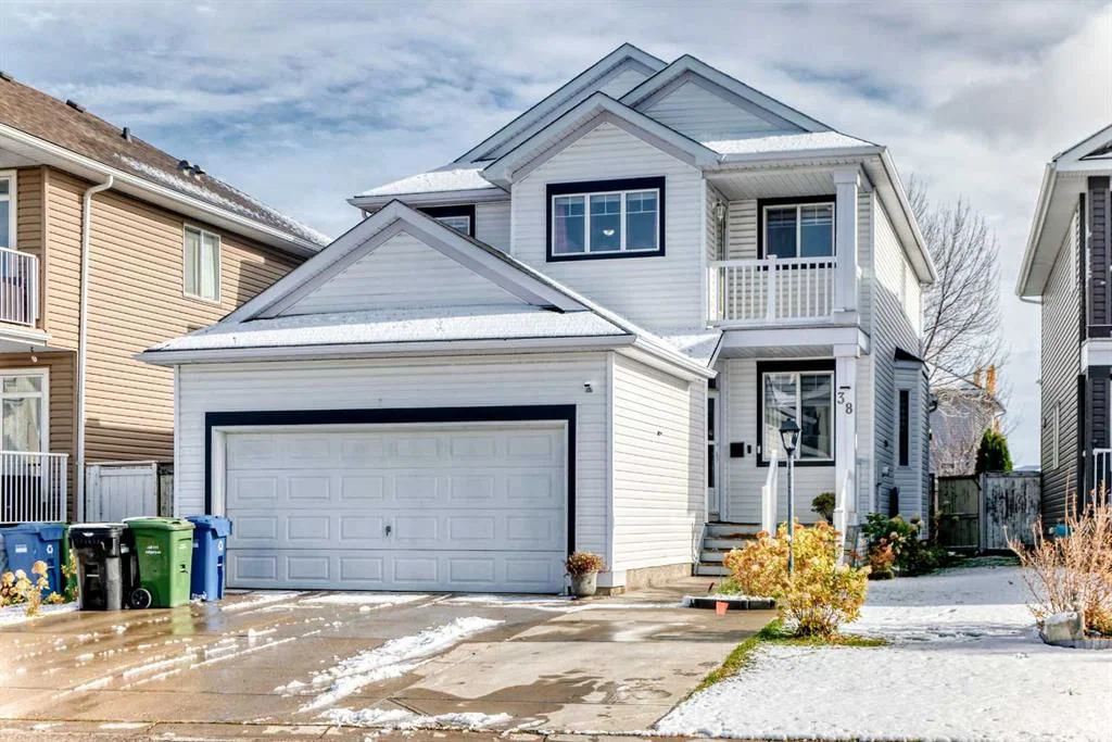 38 Coral Reef Crescent NE, Calgary — main listing photo