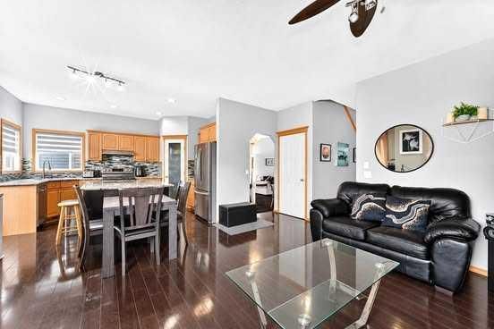 38 Coral Reef Crescent NE, Calgary — photo 5 of 49