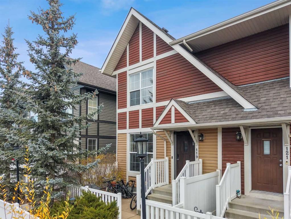 119 New Brighton Villas SE, Calgary — photo 2 of 40