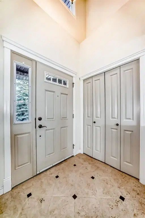 84 Silverado Creek Crescent SW, Calgary — photo 3 of 49
