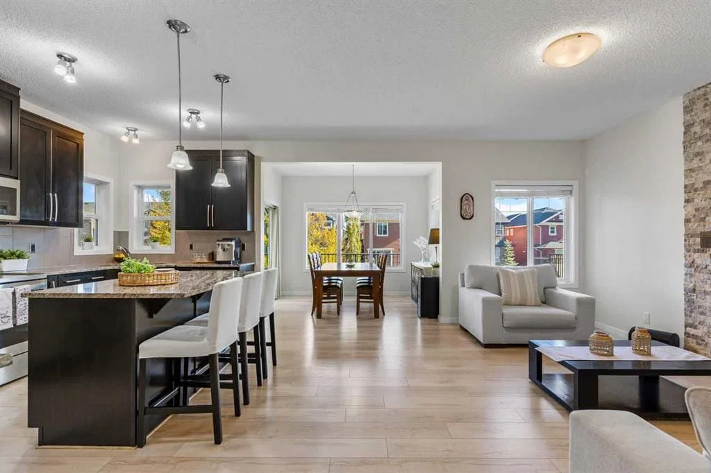 36 Cougar Ridge Manor SW, Calgary — photo 4 of 50