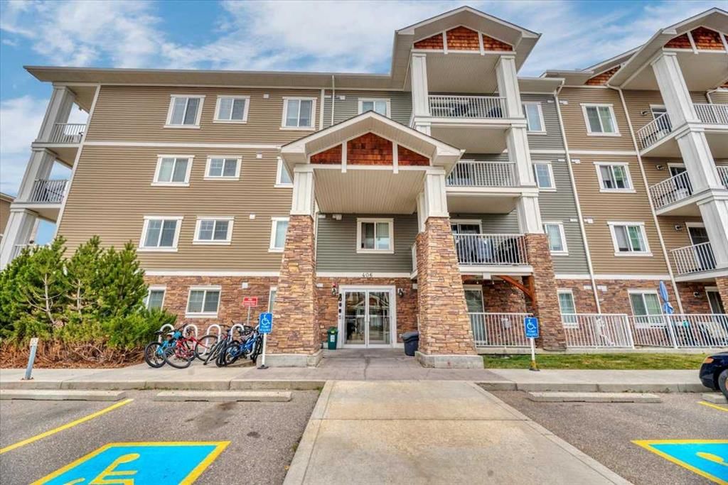 112, 406 Cranberry Park SE, Calgary — photo 2 of 38