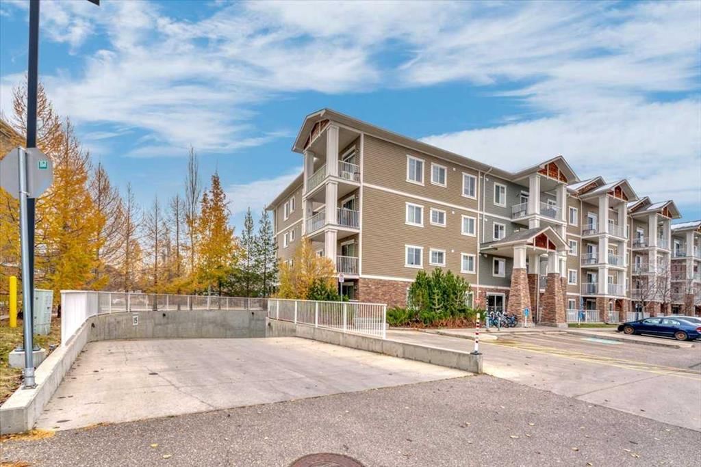 112, 406 Cranberry Park SE, Calgary — photo 3 of 38