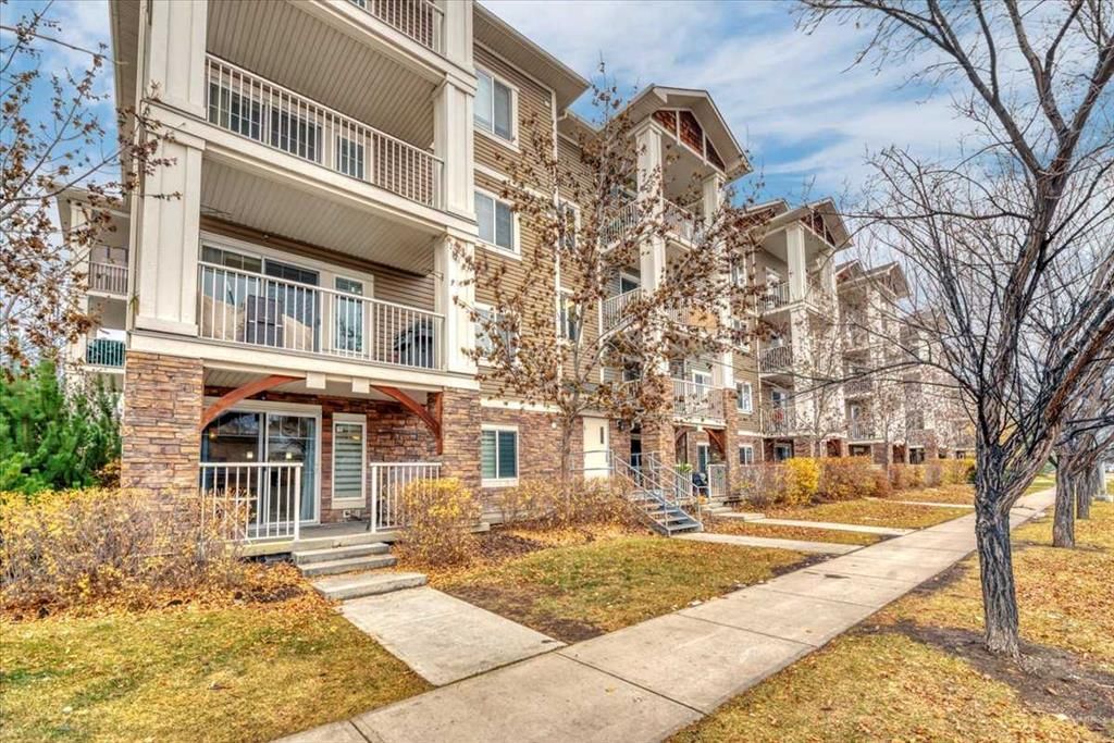 112, 406 Cranberry Park SE, Calgary — photo 4 of 38