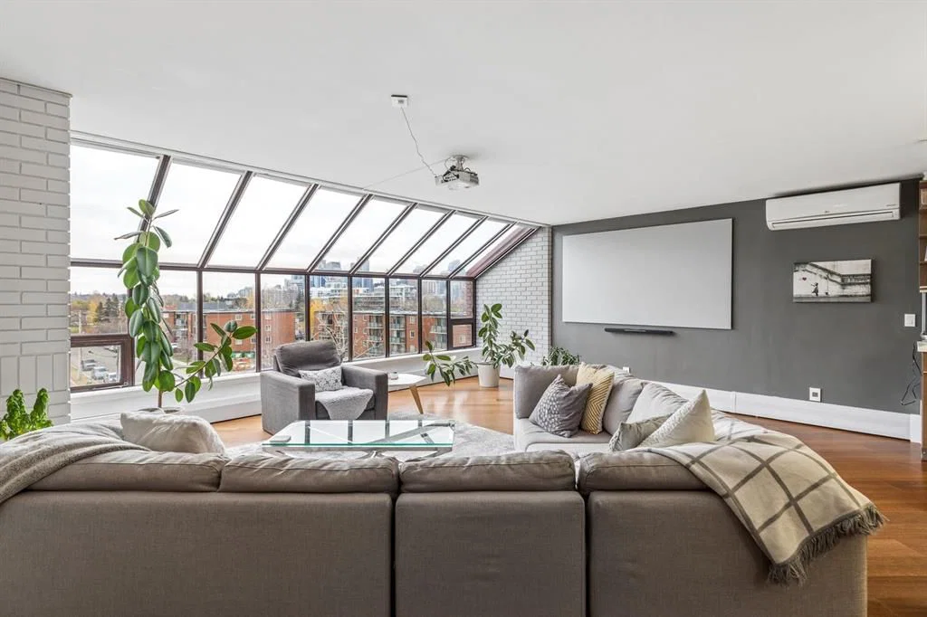 419, 1505 8 Avenue NW, Calgary — main listing photo