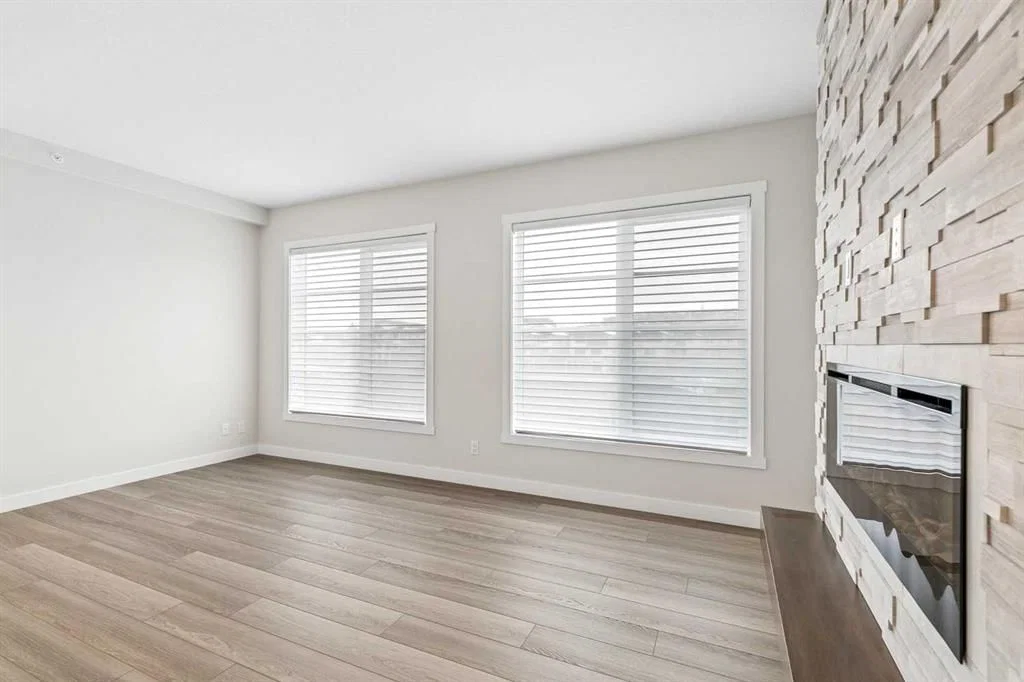 2402, 2117 81 Street SW, Calgary — photo 3 of 33