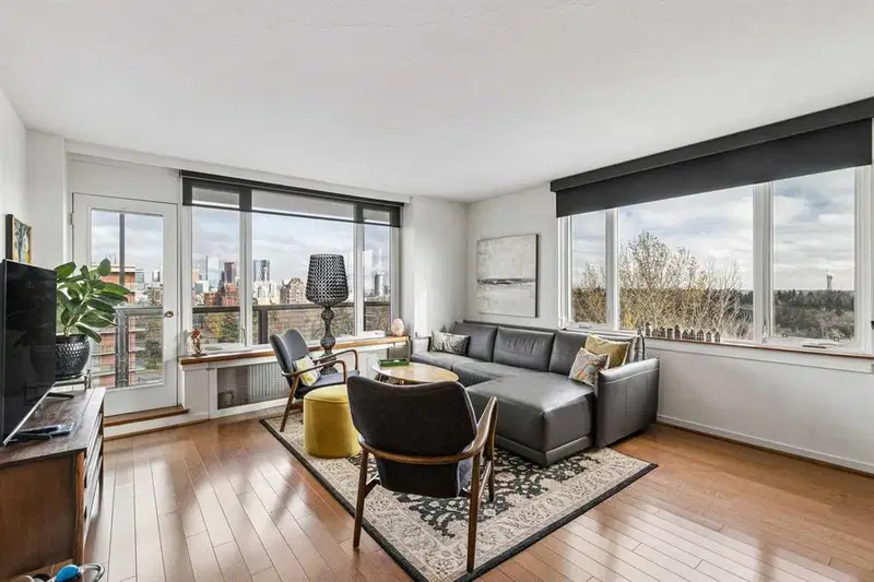 605, 3316 Rideau Place SW, Calgary — main listing photo