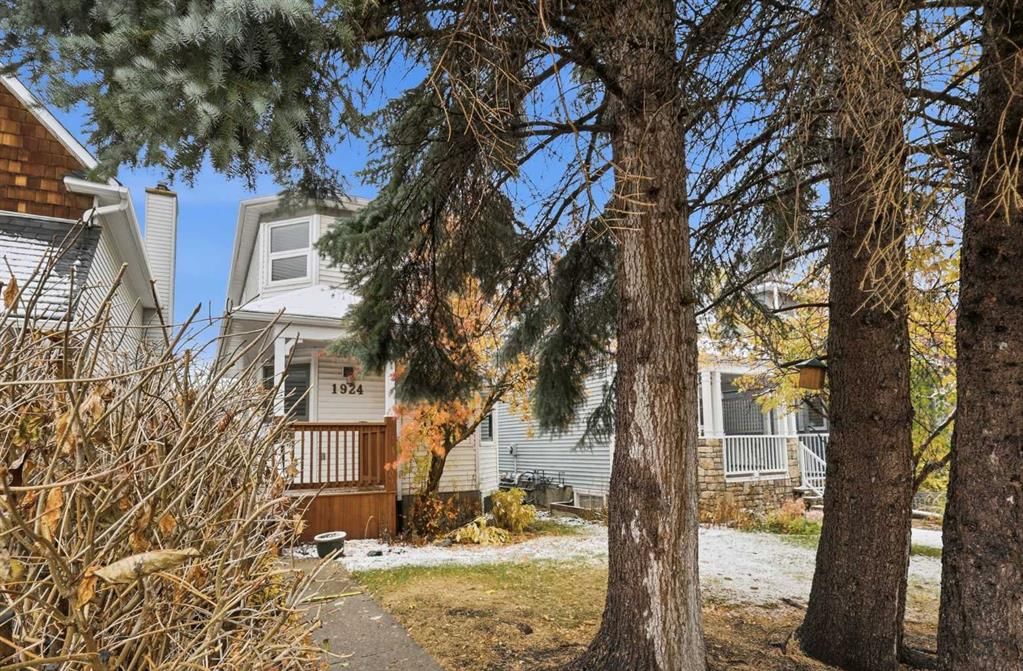 1924 29 Avenue SW, Calgary — photo 3 of 48