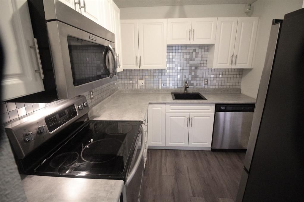 68, 4740 Dalton Drive NW, Calgary — photo 4 of 18