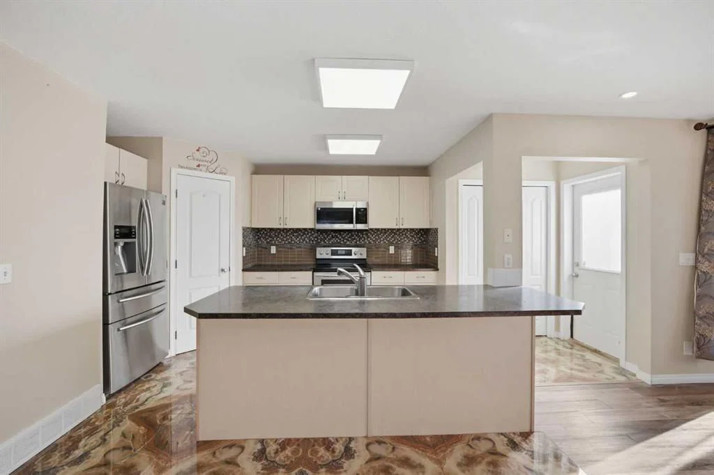 5 Taralake View NE, Calgary — photo 5 of 50