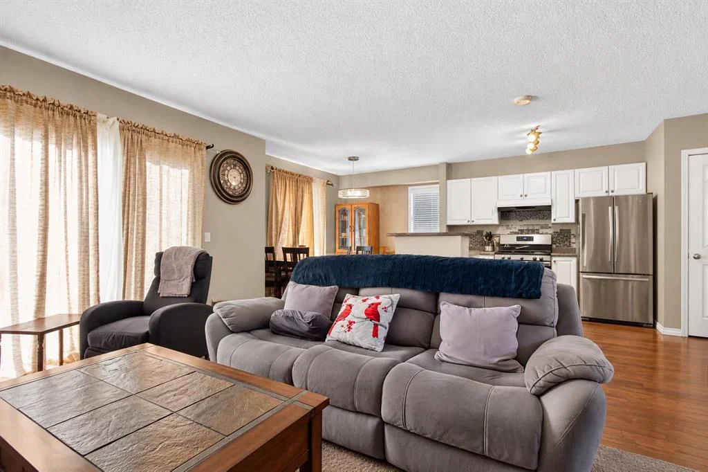 16 Citadel Meadow Gardens NW, Calgary — photo 4 of 26