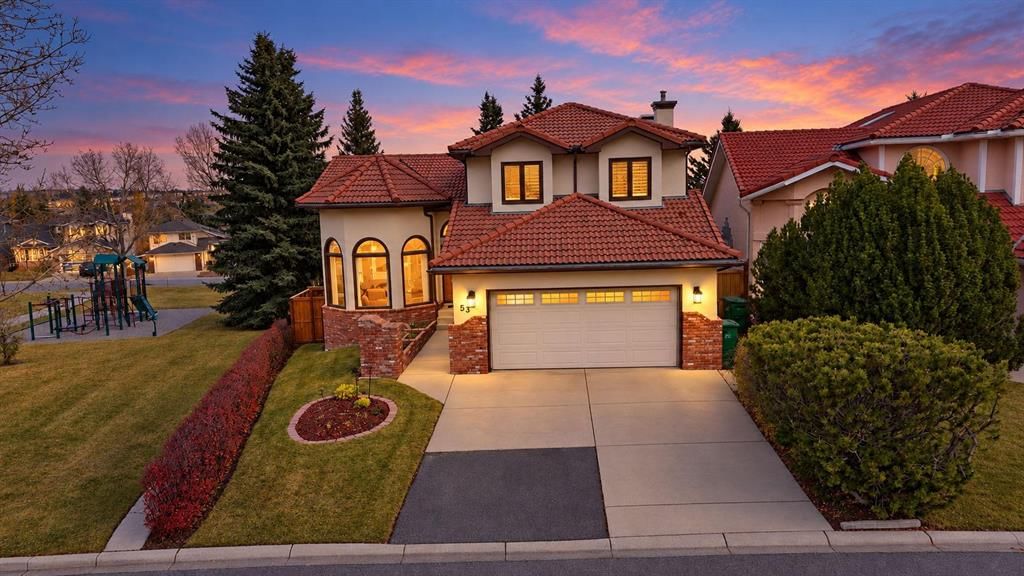 53 Santana Manor NW, Calgary — main listing photo