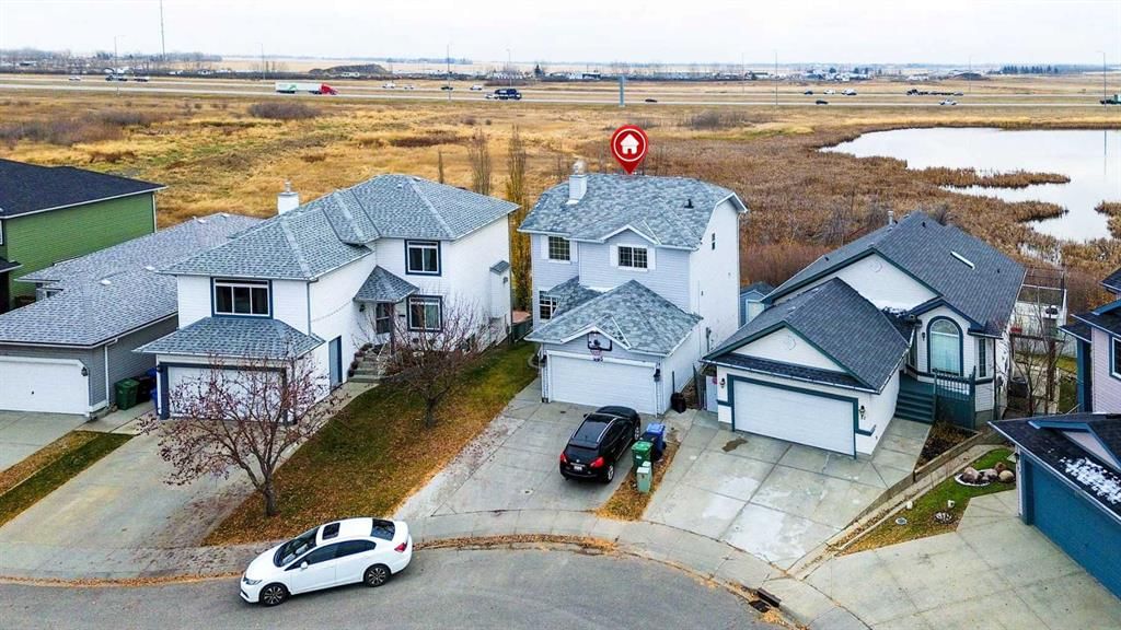 55 Anaheim Crescent NE, Calgary — photo 3 of 50