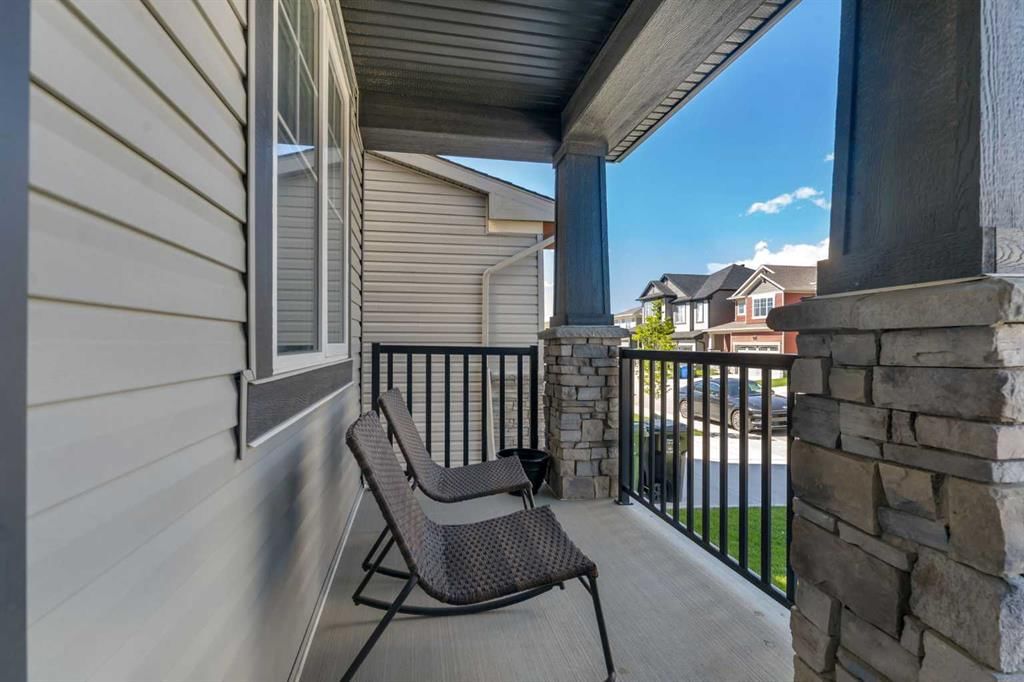 80 Carringwood Grove NW, Calgary — photo 2 of 49