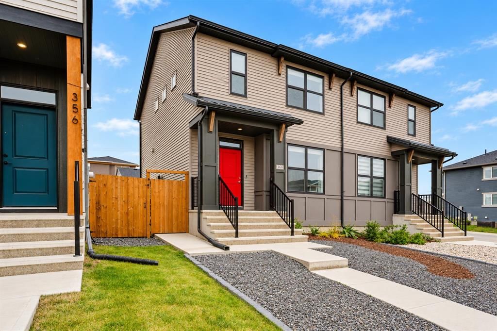 360 Hotchkiss Drive SE, Calgary — main listing photo