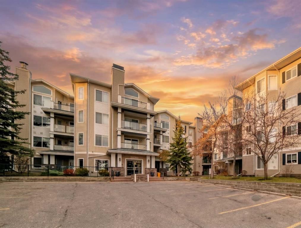 302, 369 Rocky Vista Park NW, Calgary — main listing photo