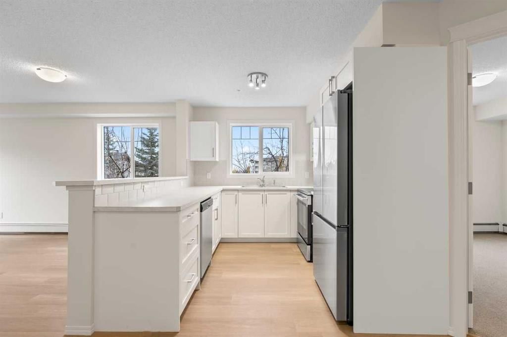 1212, 115 Prestwick Villas SE, Calgary — photo 4 of 30